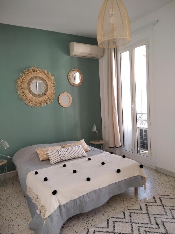 Grand T2 Au Coeur De Ville Avec Vue Sur Quais Et Mer Sete Ngoại thất bức ảnh